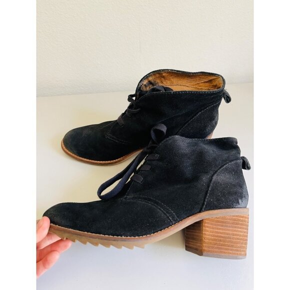 Biala Suede Lace up booties - Picture 2 of 7